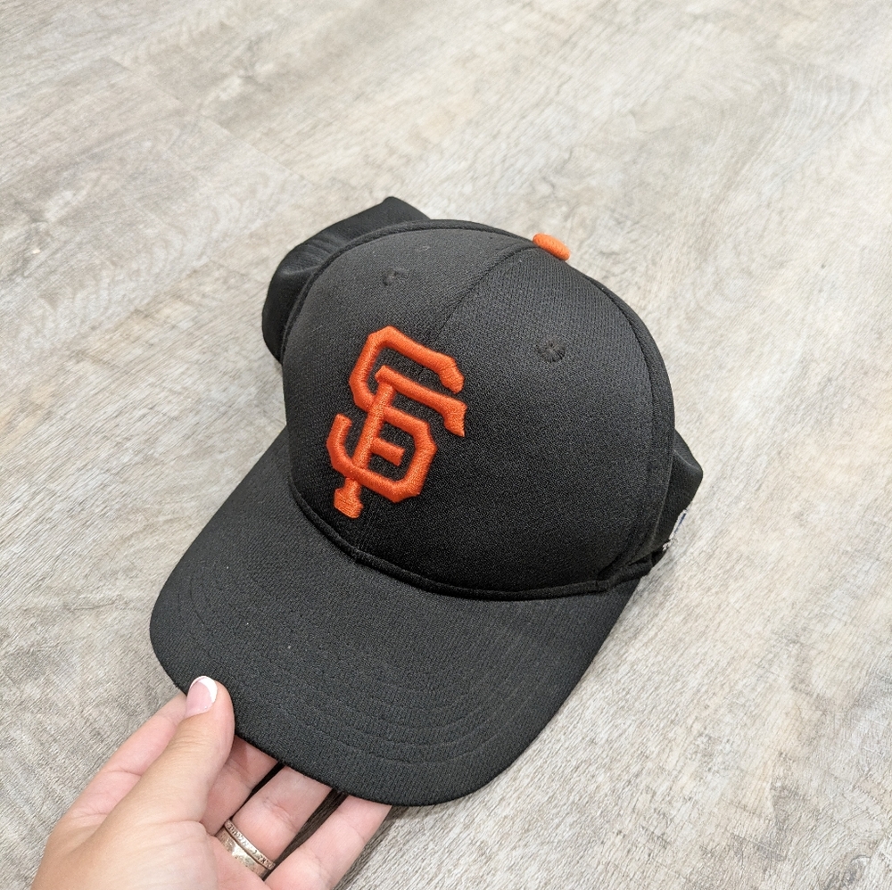 MLB San Francisco Giants Black Adjustable Cap